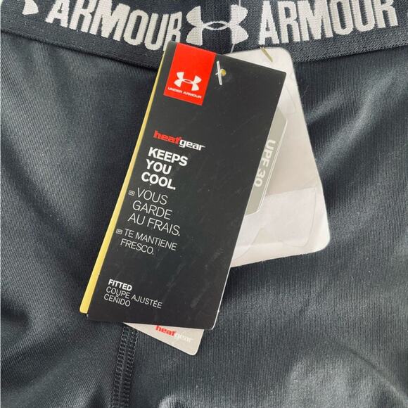 🆕 Under Armour Capri length athletic pants NWT size youth medium - Picture 8 of 10